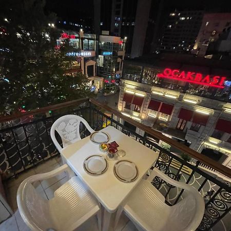 Апартаменты Fountain Square-Balconies In Old Town Баку Экстерьер фото