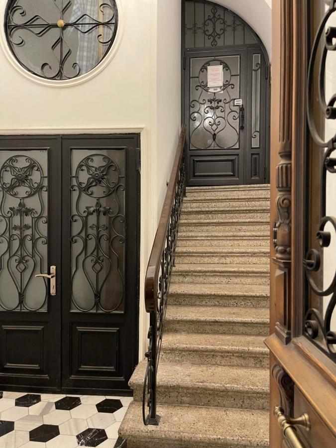 Апартаменты Fountain Square-Balconies In Old Town Баку Экстерьер фото