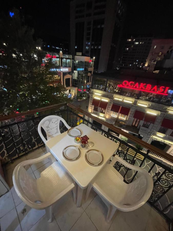 Апартаменты Fountain Square-Balconies In Old Town Баку Экстерьер фото